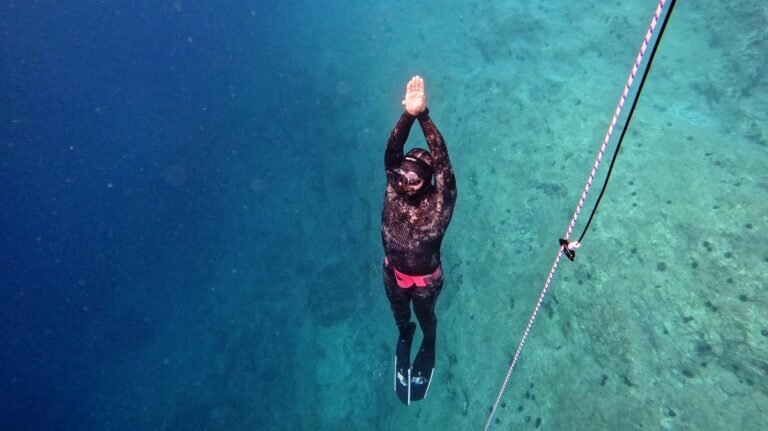 Surfacing in a vertical position